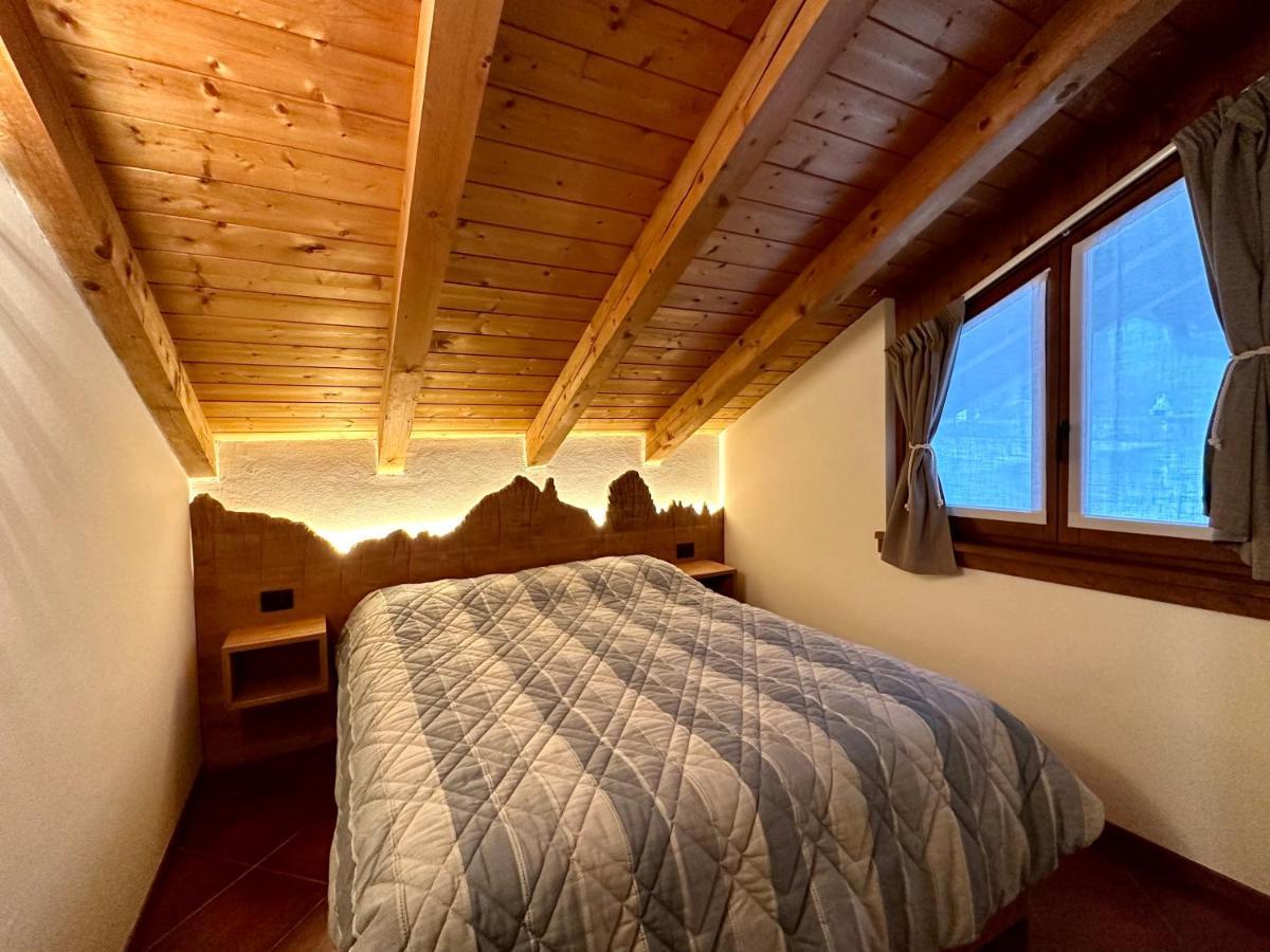 Appartement Mansarda Con Vista à Giustino Extérieur photo
